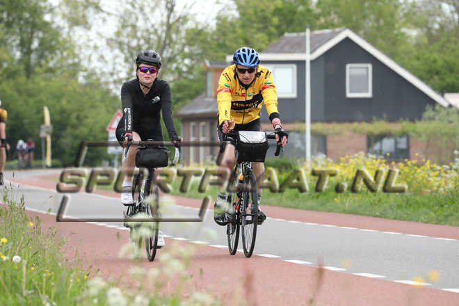 EM6888.jpg